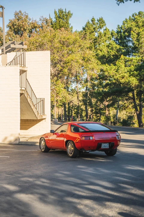 1986 Porsche 928 S - Image 13 of 31
