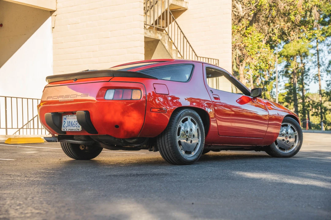 1986 Porsche 928 S - Image 25 of 31