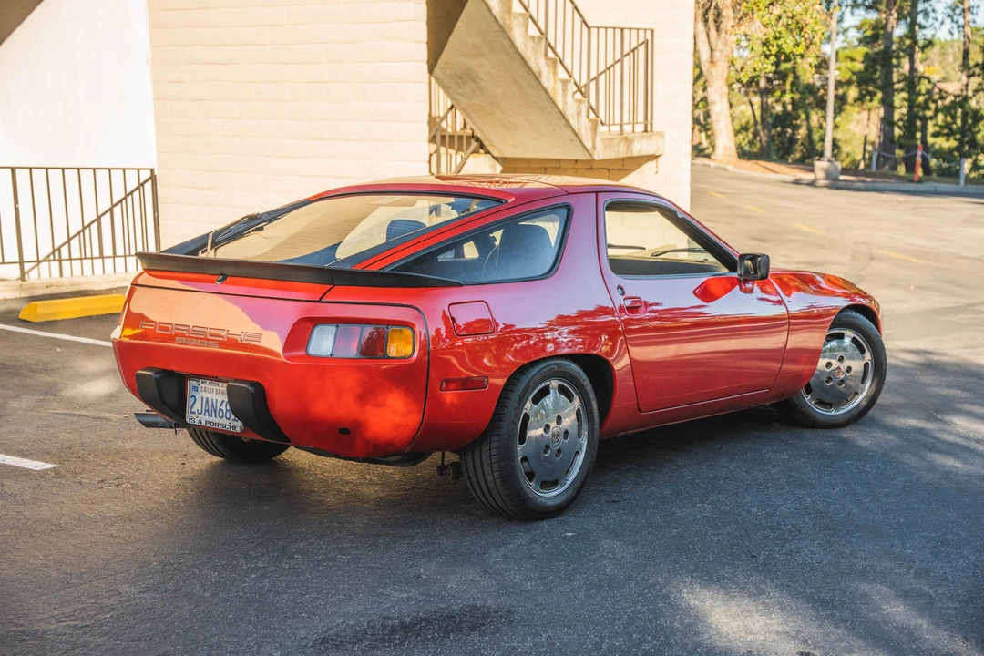 1986 Porsche 928 S - Image 26 of 31