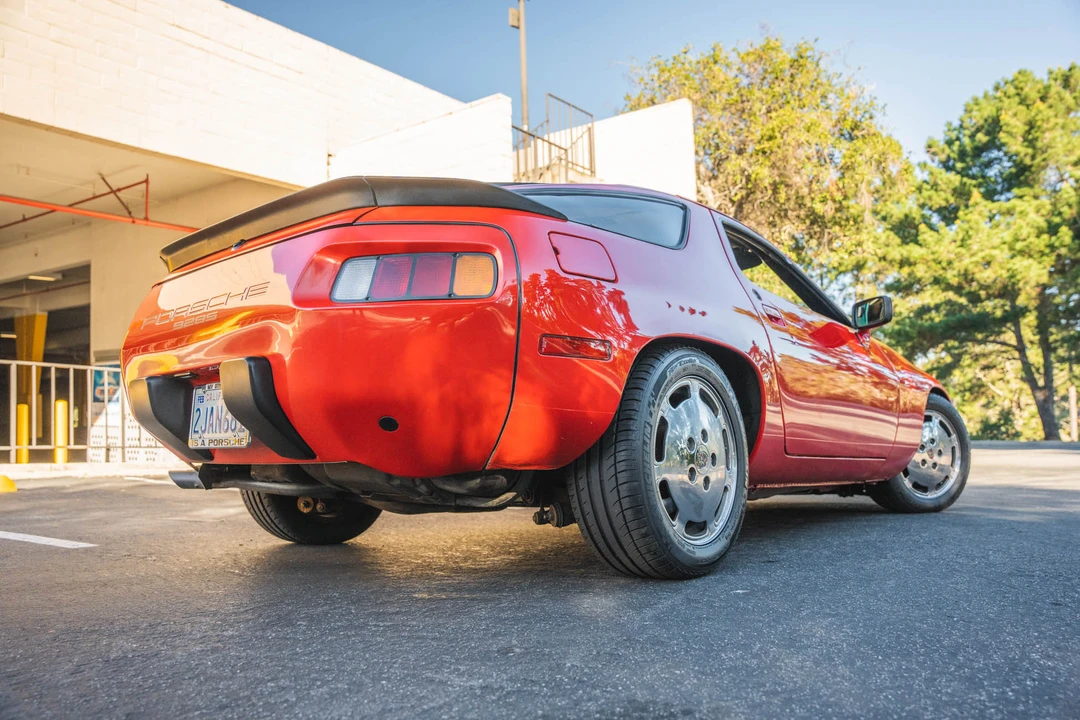 1986 Porsche 928 S - Image 24 of 31