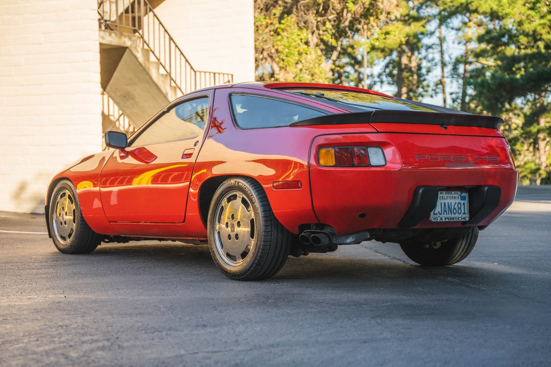 1986 Porsche 928 S - Image 10 of 31