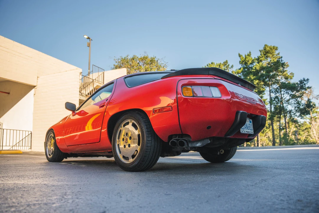 1986 Porsche 928 S - Image 15 of 31