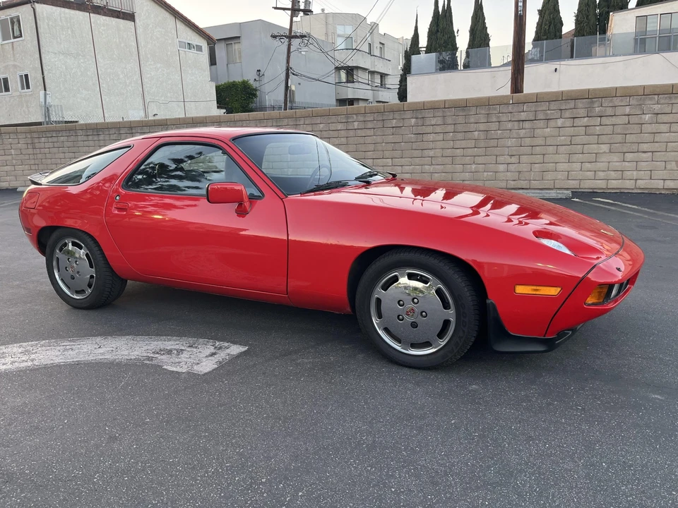 1986 Porsche 928 S - Image 15 of 31