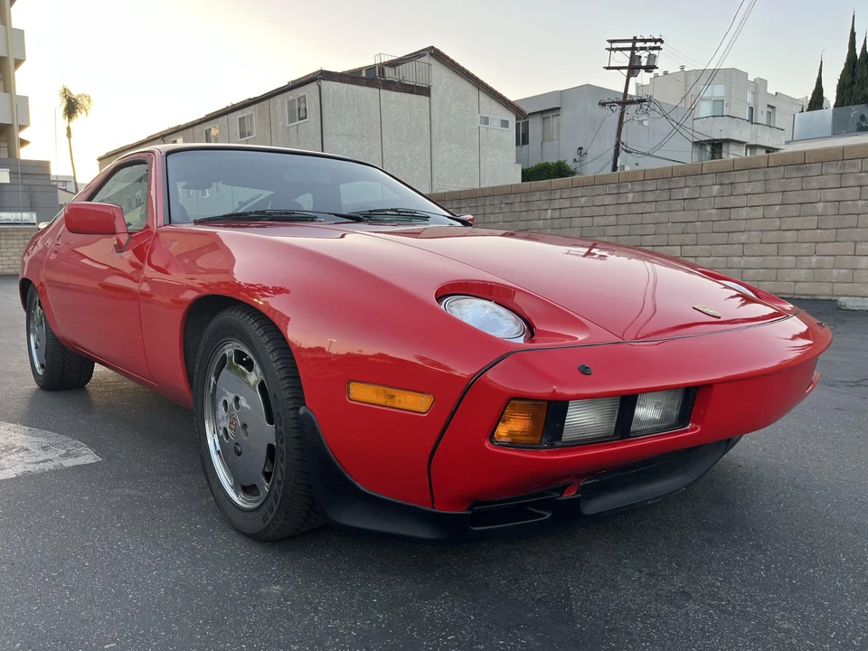 1986 Porsche 928 S - Image 16 of 31