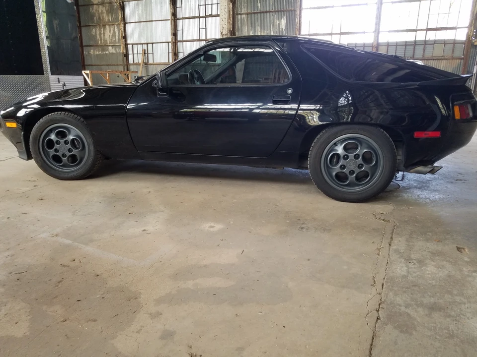 1986 Porsche 928 S - Image 15 of 31