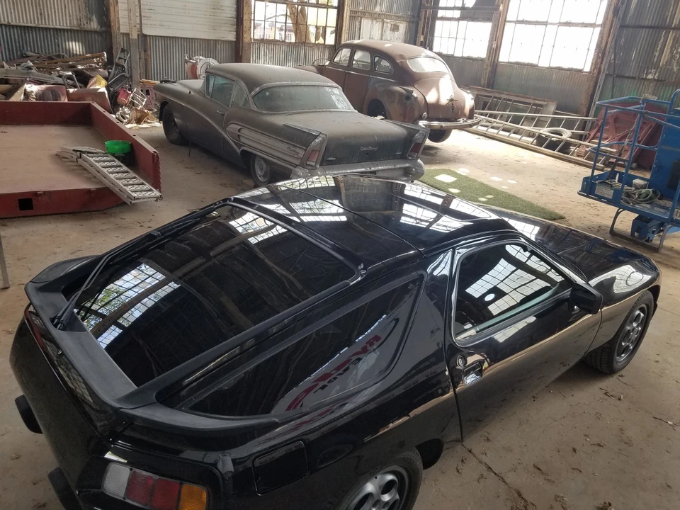 1986 Porsche 928 S - Image 9 of 31