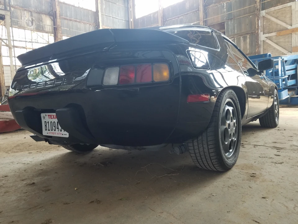 1986 Porsche 928 S - Image 11 of 31