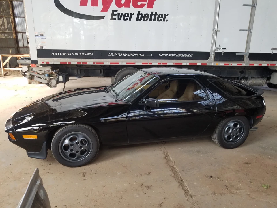 1986 Porsche 928 S - Image 2 of 31