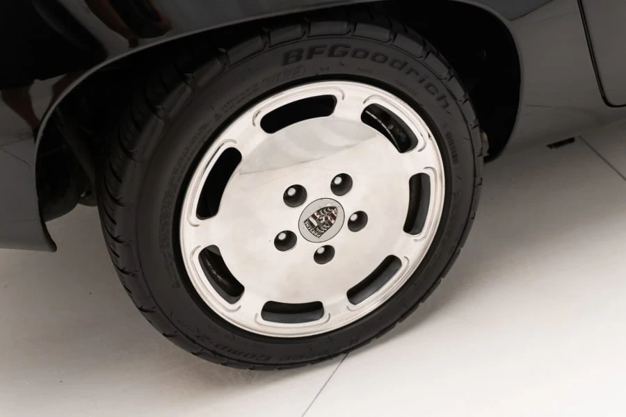 1986 Porsche 928 S - Image 18 of 31