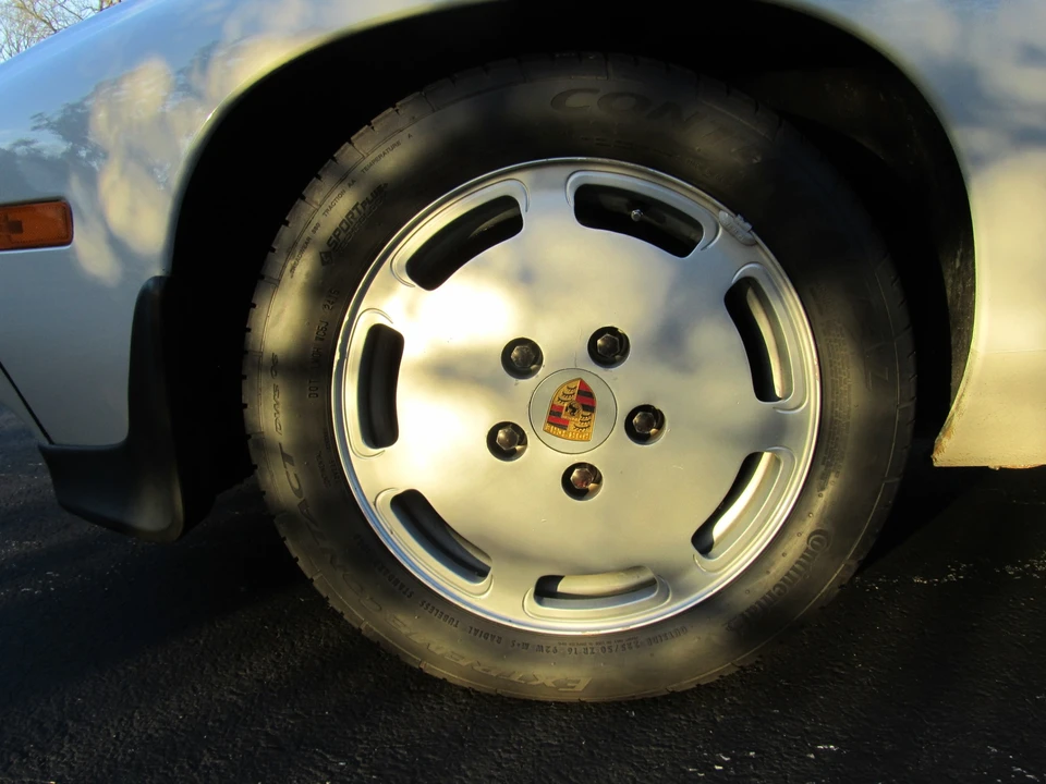 1986 Porsche 928 S - Image 22 of 31
