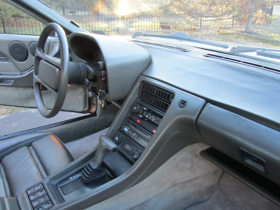1986 Porsche 928 S - Image 30 of 31