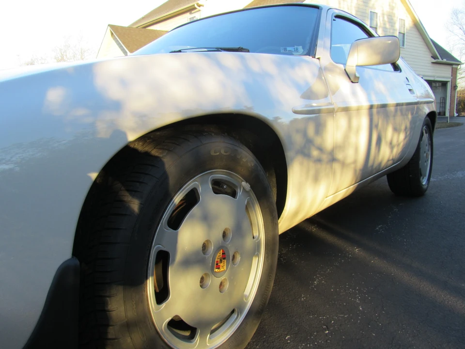 1986 Porsche 928 S - Image 11 of 31
