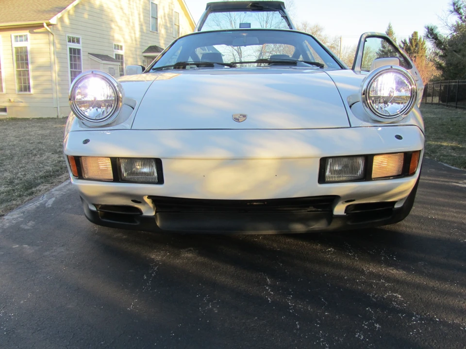 1986 Porsche 928 S - Image 7 of 31