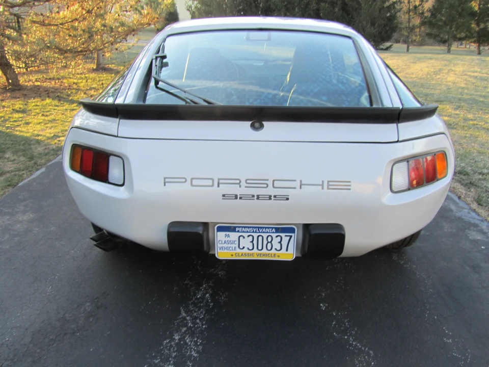1986 Porsche 928 S - Image 5 of 31