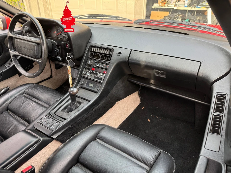1986 Porsche 928 S - Image 4 of 10