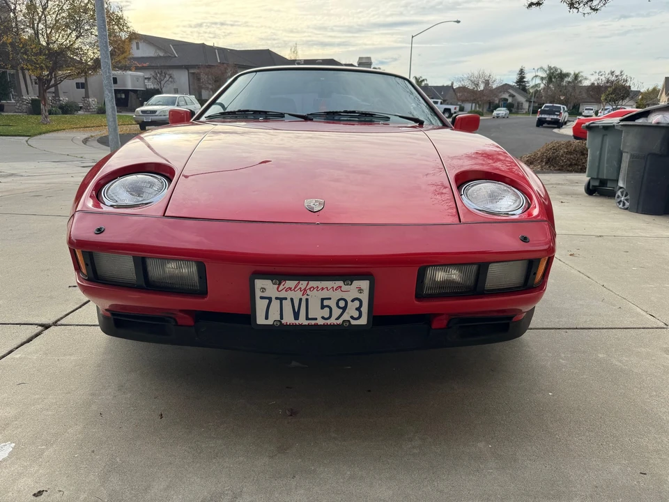 1986 Porsche 928 S - Image 2 of 10