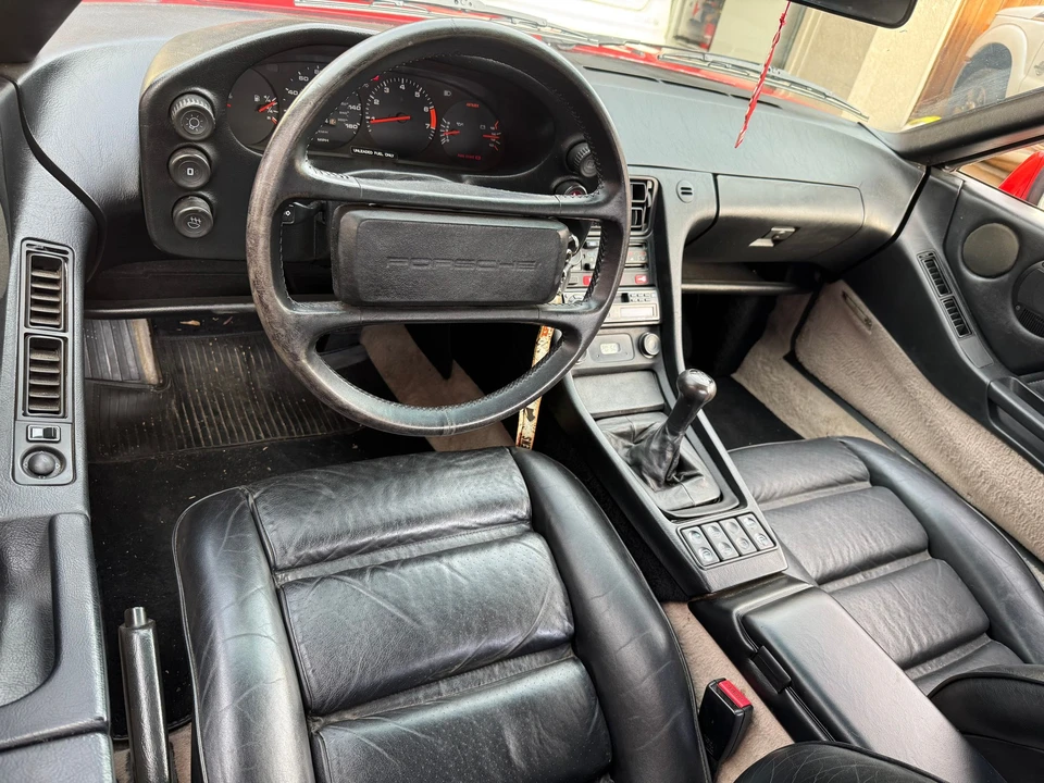 1986 Porsche 928 S - Image 9 of 10