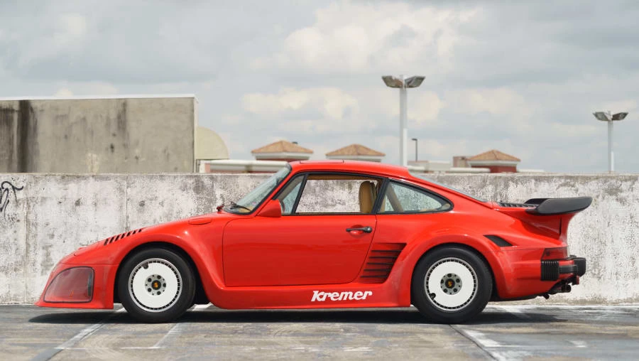 1986 Porsche 934 & 935 - Image 2 of 12
