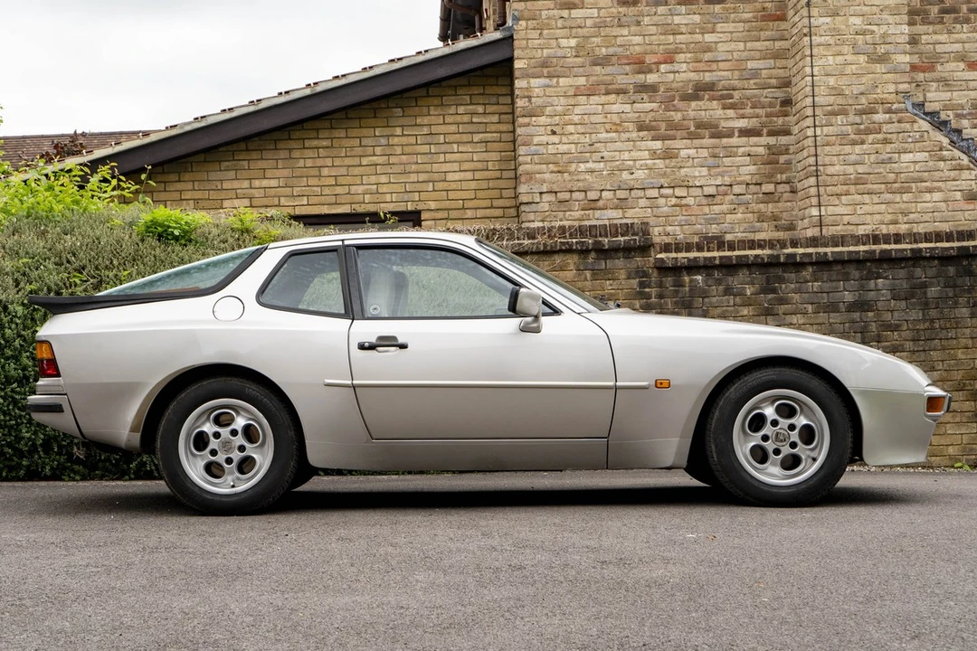 1986 Porsche 944 - Image 18 of 30