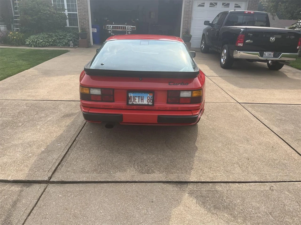 1986 Porsche 944 - Image 4 of 23