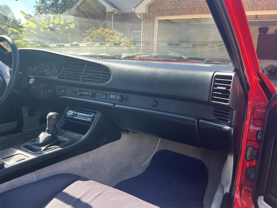 1986 Porsche 944 - Image 14 of 23