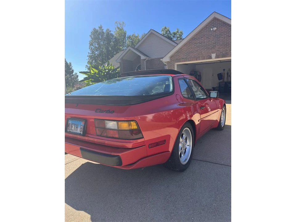 1986 Porsche 944 - Image 21 of 23