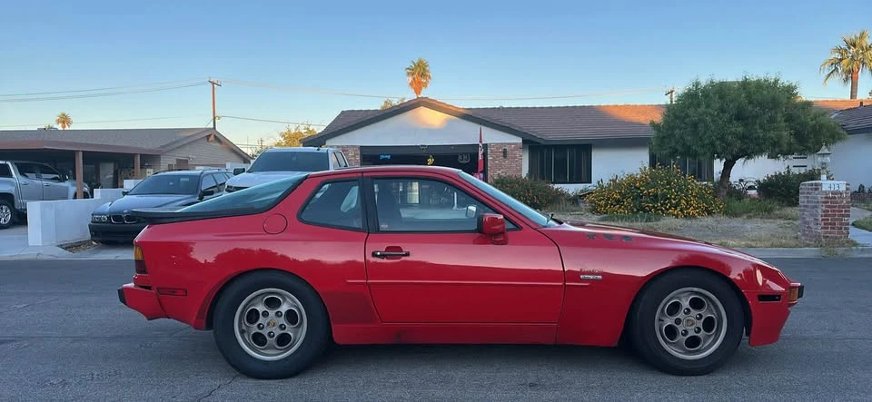 1986 Porsche 944 - Image 4 of 10