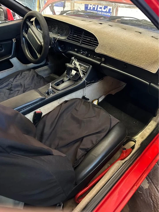 1986 Porsche 944 - Image 7 of 10