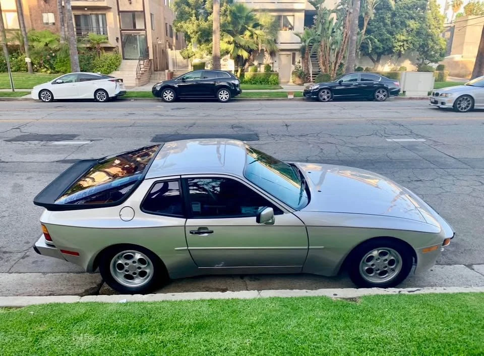 1986 Porsche 944 - Image 7 of 10