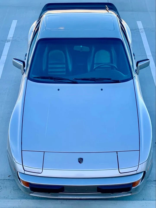 1986 Porsche 944 - Image 8 of 10