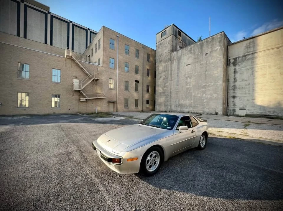 1986 Porsche 944 - Image 4 of 10