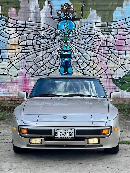 1986 Porsche 944 - Image 2 of 10