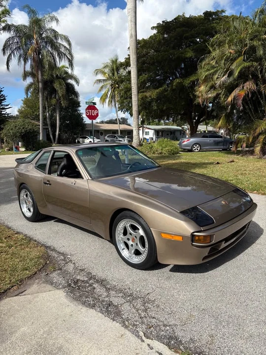 1986 Porsche 944 - Image 4 of 16