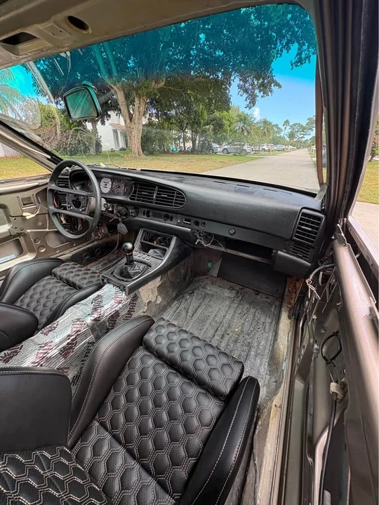 1986 Porsche 944 - Image 10 of 16