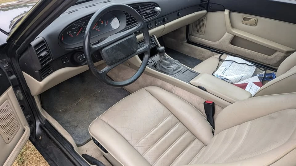 1986 Porsche 944 - Image 4 of 4