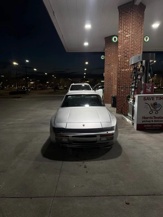 1986 Porsche 944 - Image 8 of 16