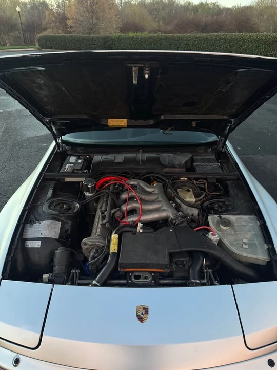 1986 Porsche 944 - Image 10 of 16