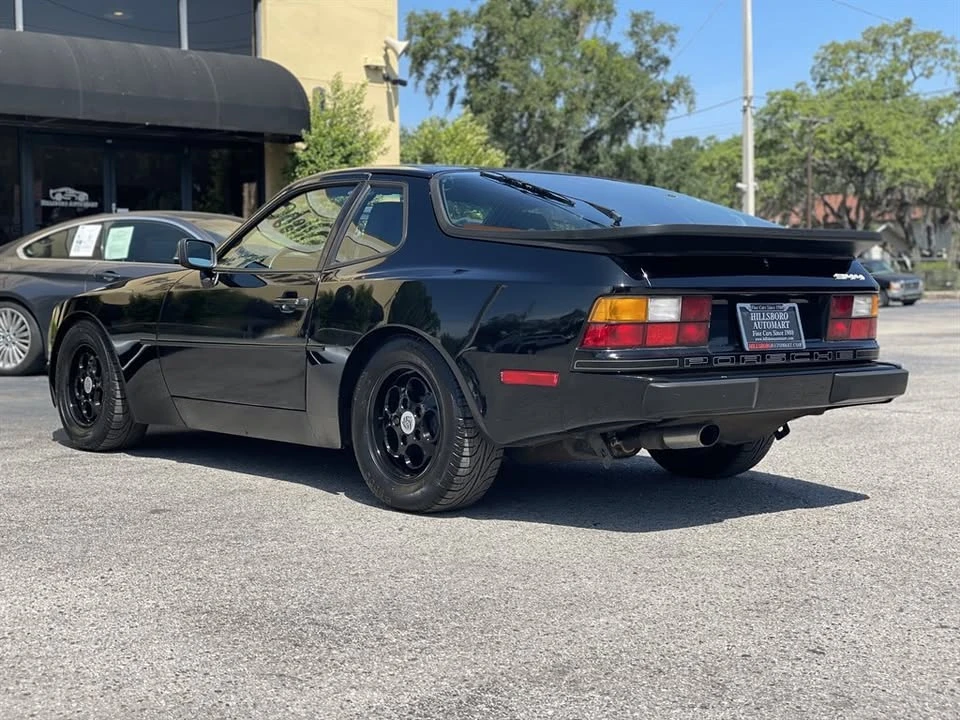 1986 Porsche 944 - Image 12 of 20
