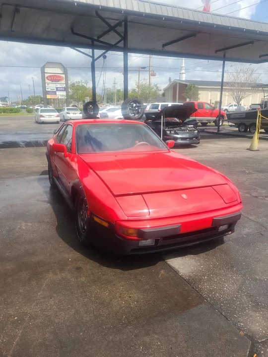 1986 Porsche 944 - Image 2 of 5