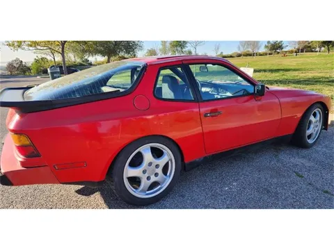 1986 Porsche 944