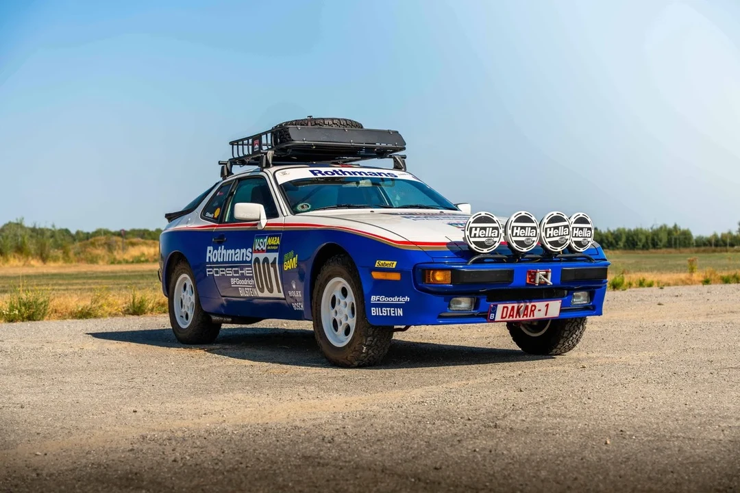 1986 Porsche 944 - Image 2 of 30