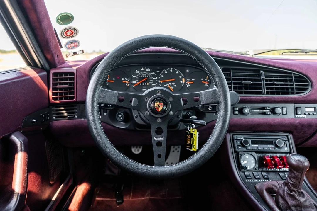 1986 Porsche 944 - Image 29 of 30
