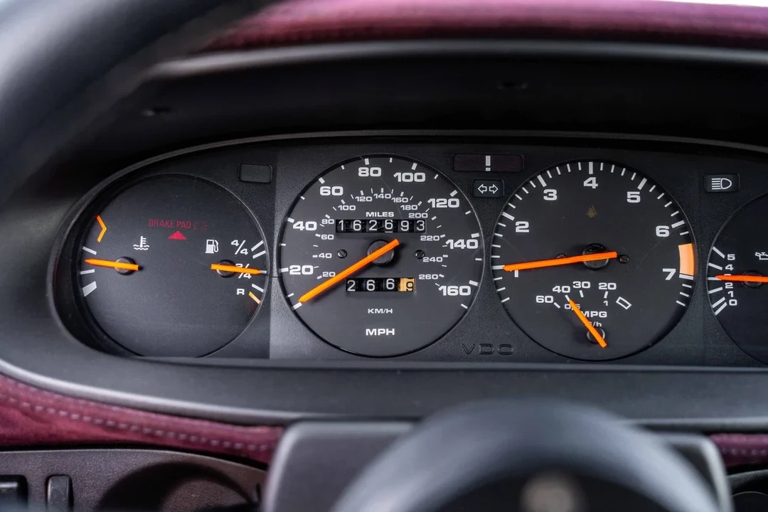 1986 Porsche 944 - Image 27 of 30