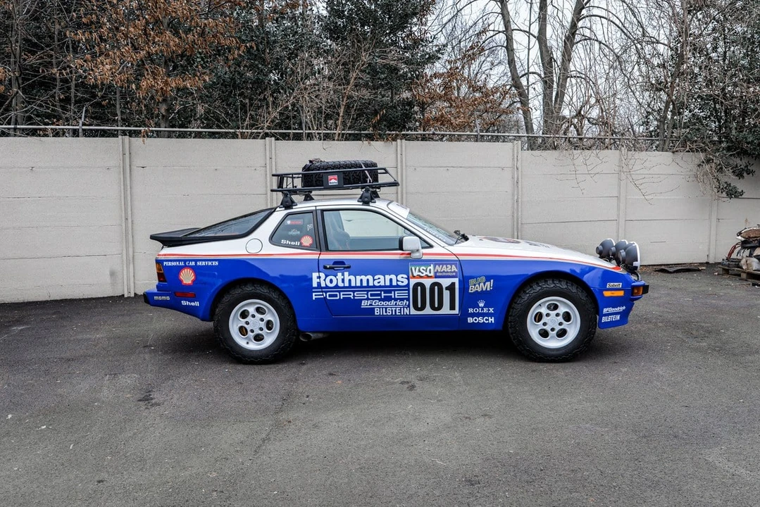 1986 Porsche 944 - Image 2 of 30