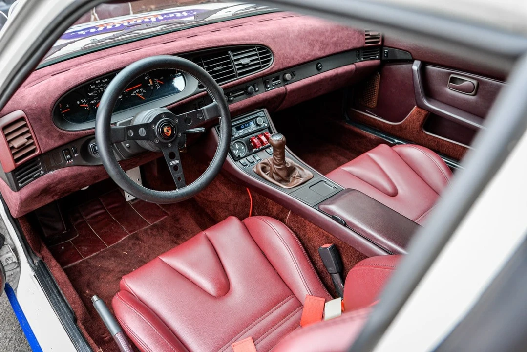 1986 Porsche 944 - Image 5 of 30