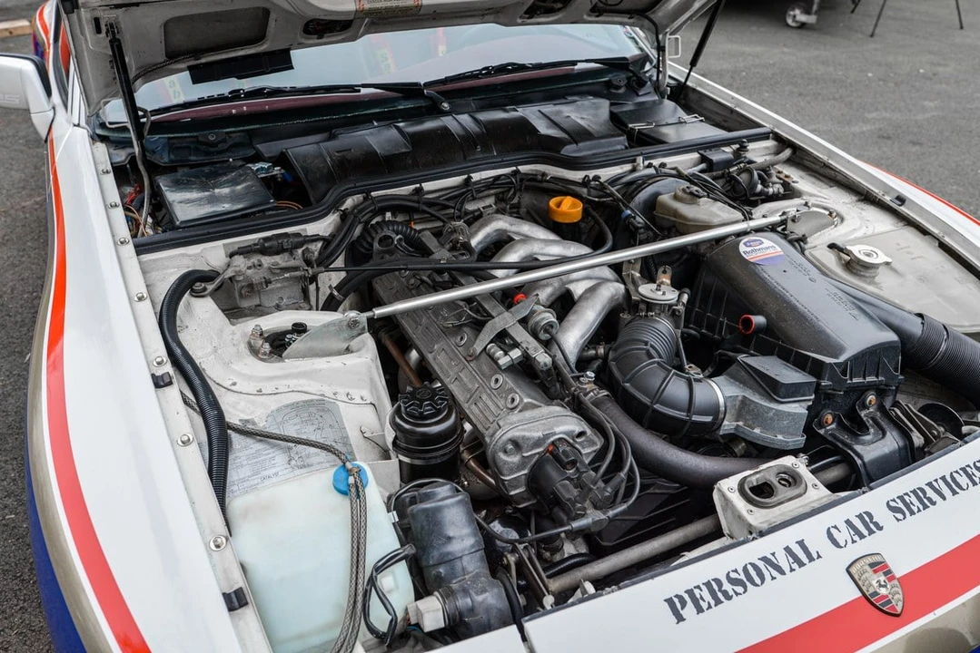 1986 Porsche 944 - Image 18 of 30