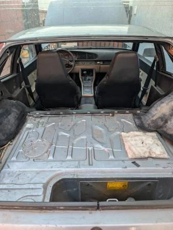1986 Porsche 944 - Image 5 of 6