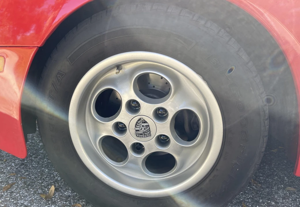 1986 Porsche 944 - Image 22 of 31