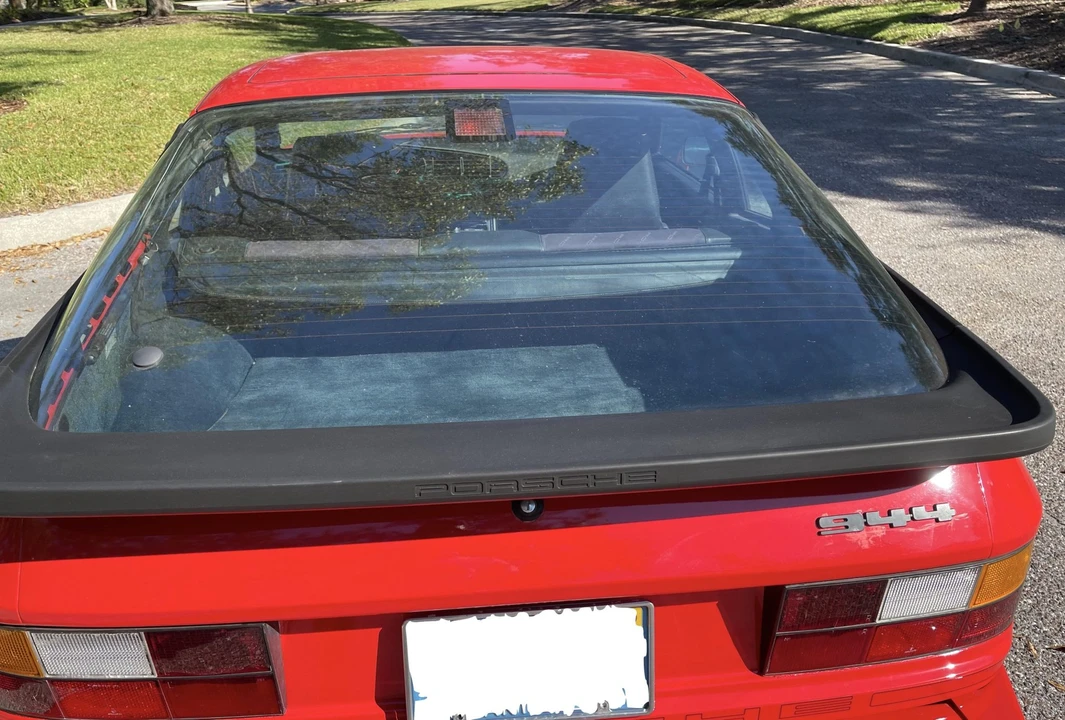 1986 Porsche 944 - Image 17 of 31