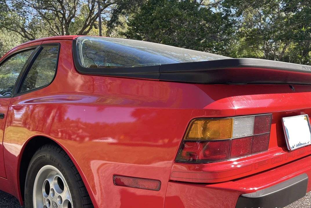 1986 Porsche 944 - Image 13 of 31